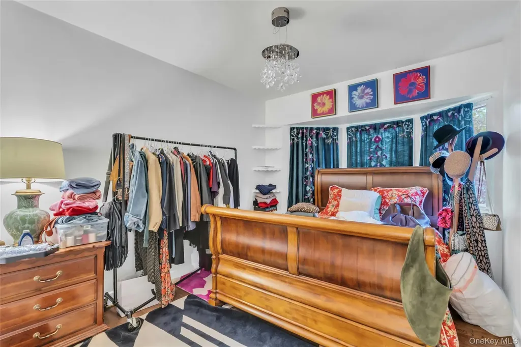 6 Harmony Road Huntington NY 11743