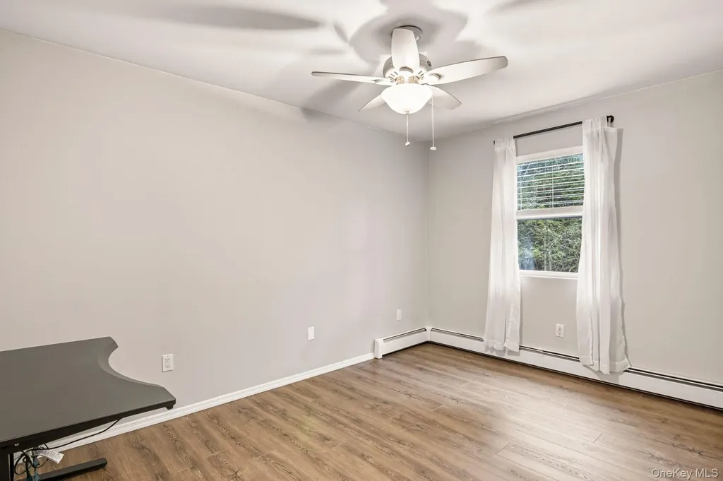 10 Patrick Lane Ridge NY 11961