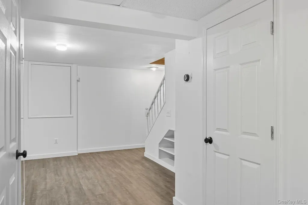 10 Patrick Lane Ridge NY 11961