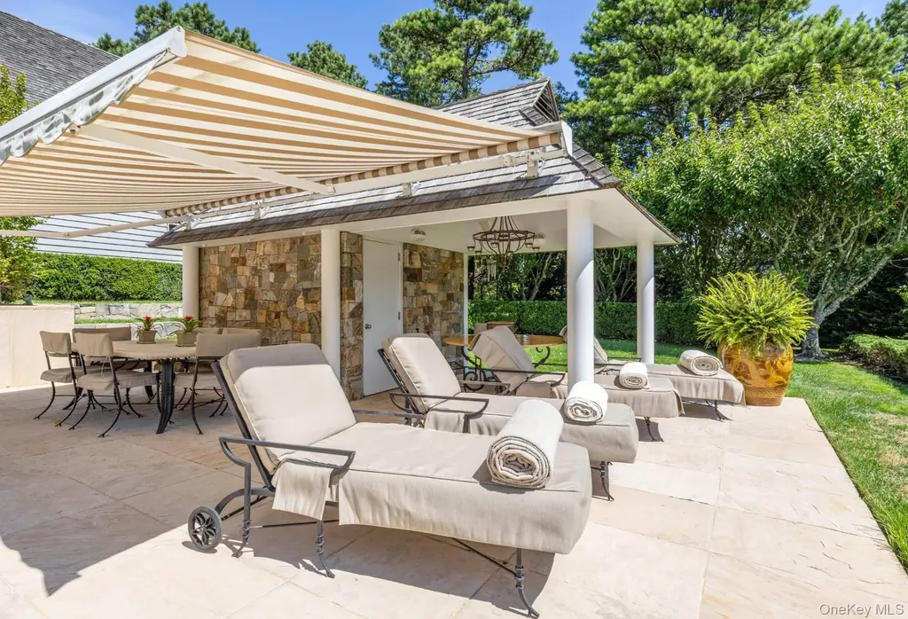 20 Hillside Road Southampton NY 11968