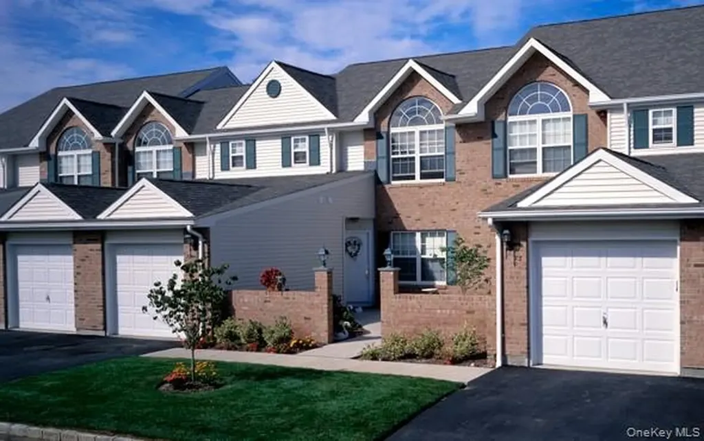 170 Horizon View Drive Farmingville NY 11738