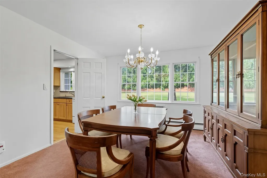 9 Snowball Drive Cold Spring Harbor NY 11724