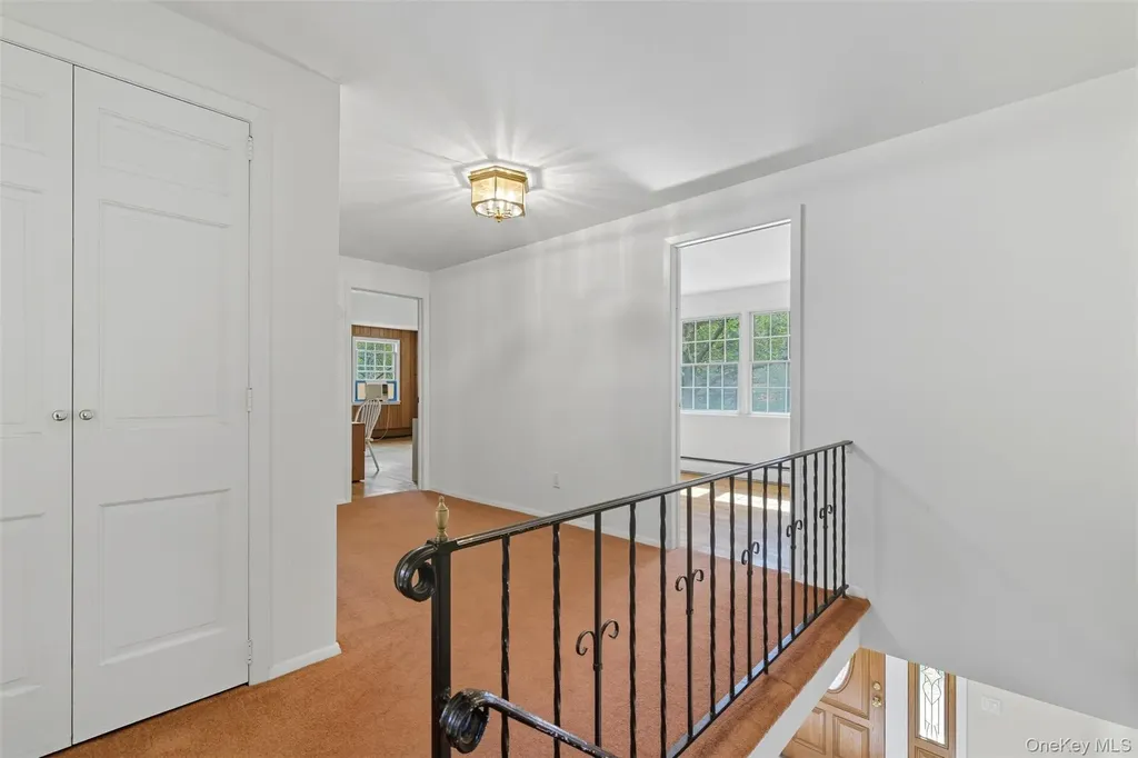 9 Snowball Drive Cold Spring Harbor NY 11724