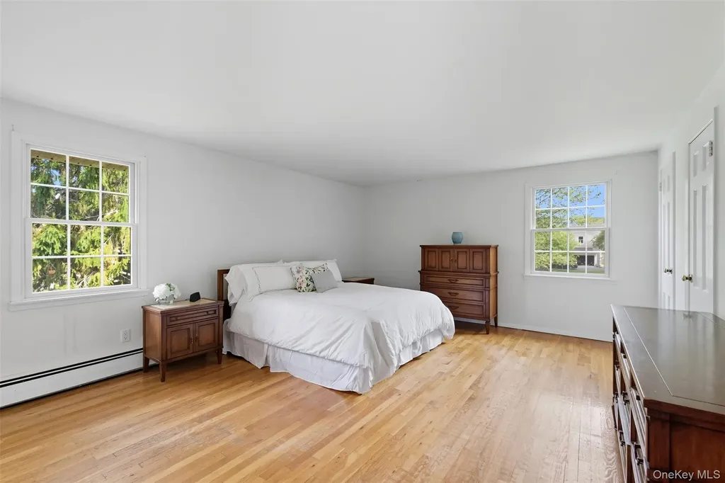 9 Snowball Drive Cold Spring Harbor NY 11724