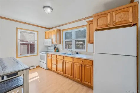 1454 E Forks Road Bay Shore NY 11706