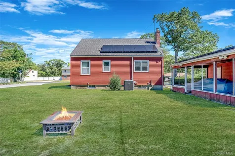 1454 E Forks Road Bay Shore NY 11706