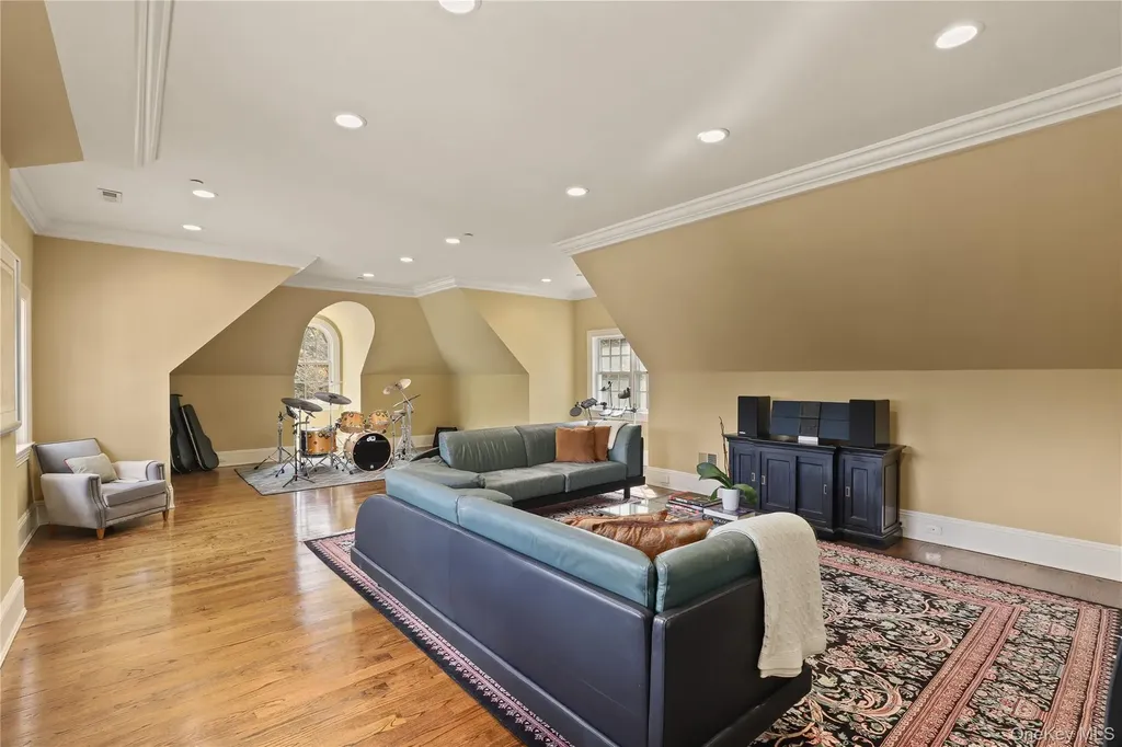 3 Brook View Lane Rye NY 10580