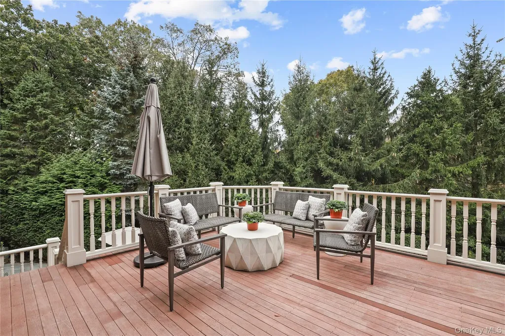 3 Brook View Lane Rye NY 10580
