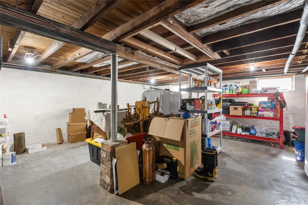 10 White Avenue Saint James NY 11780