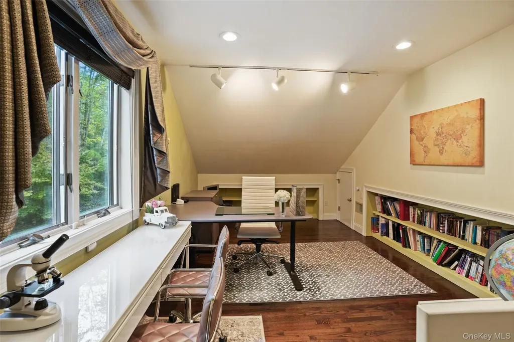 12 Logging Road Katonah NY 10536