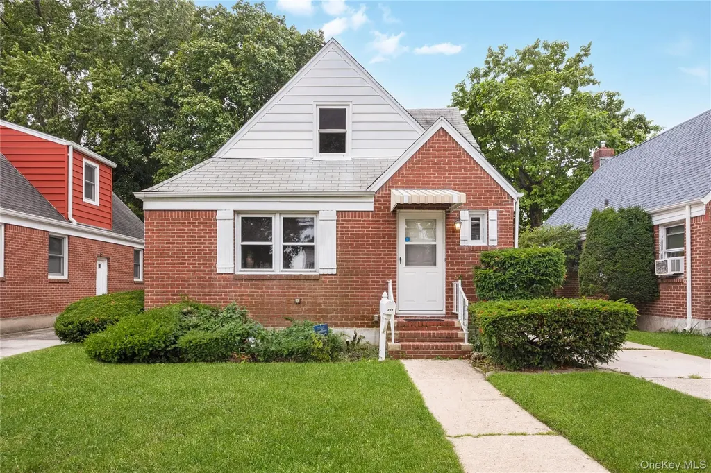 203 Rutland Road Hempstead NY 11550