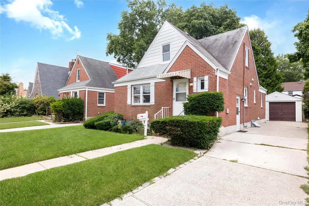 203 Rutland Road Hempstead NY 11550