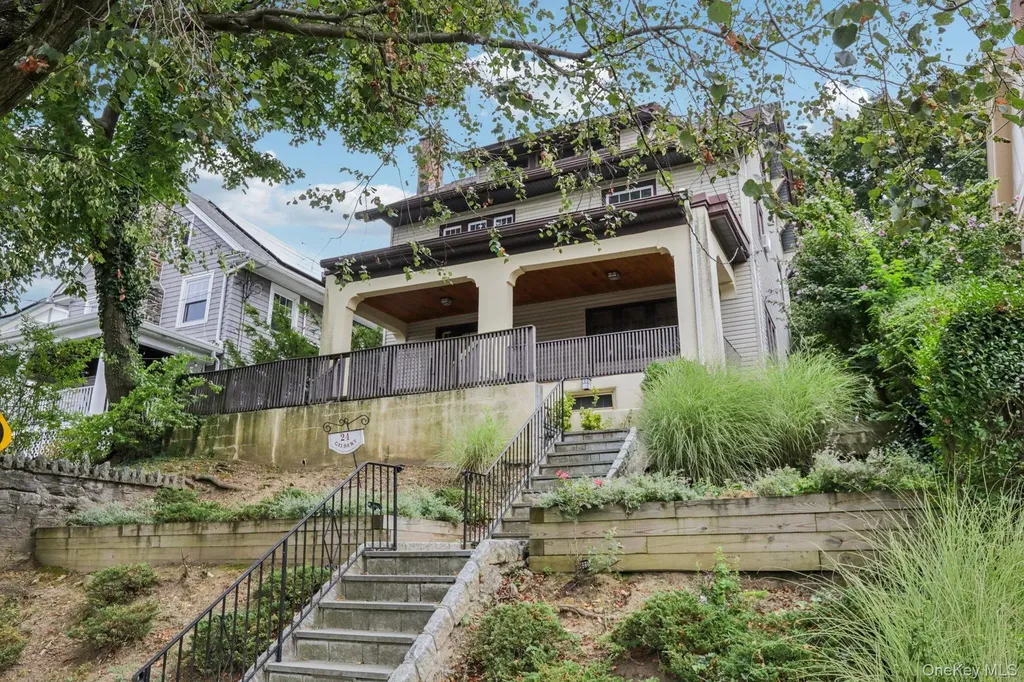 24 Gilbert Place Yonkers NY 10701