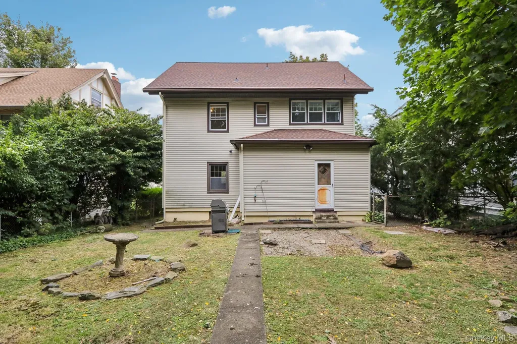 24 Gilbert Place Yonkers NY 10701