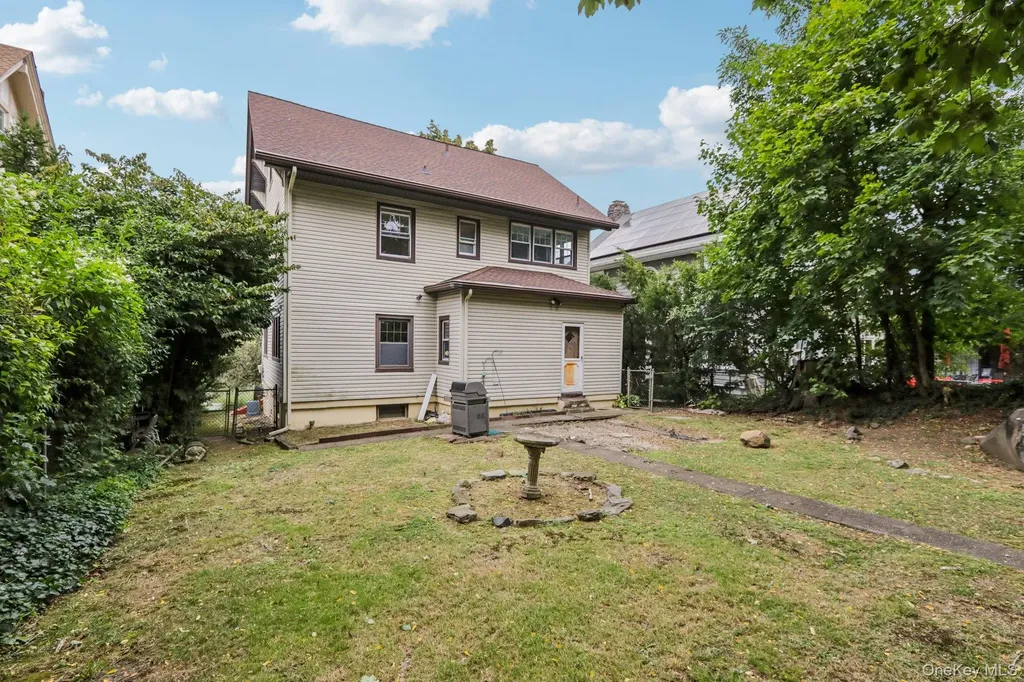24 Gilbert Place Yonkers NY 10701