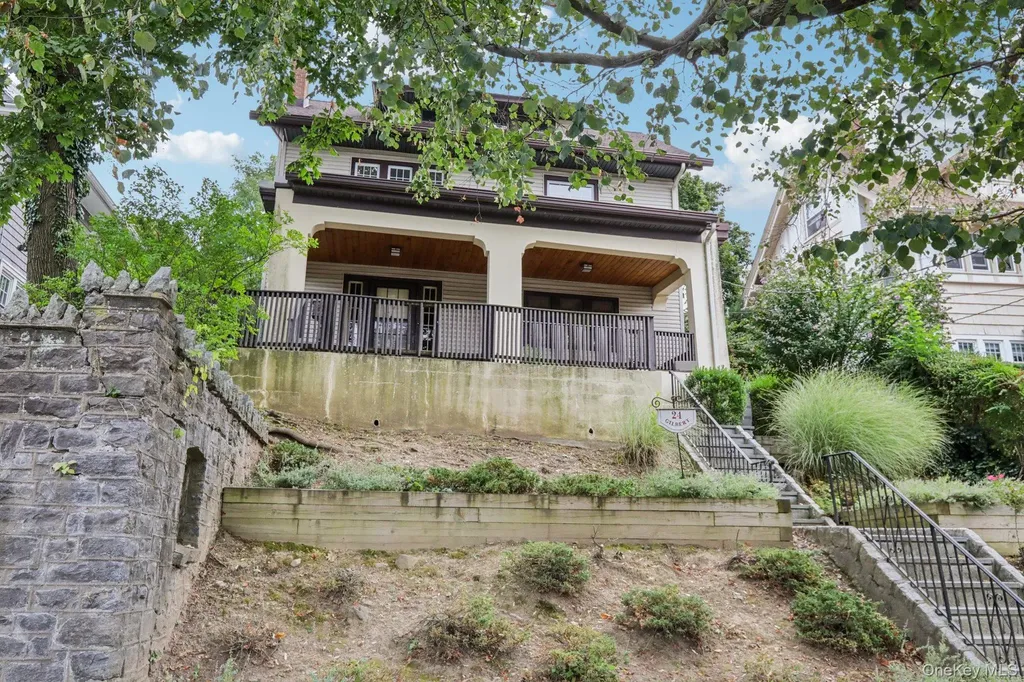 24 Gilbert Place Yonkers NY 10701