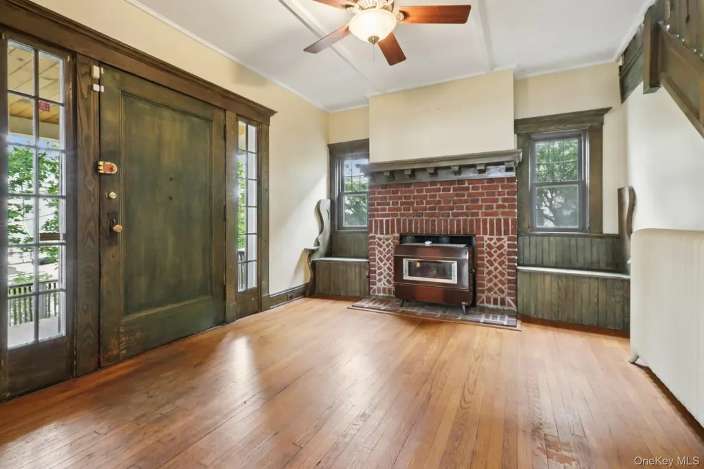 24 Gilbert Place Yonkers NY 10701