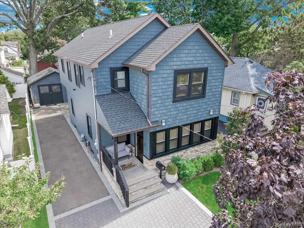 237 Central Avenue Lynbrook NY 11563
