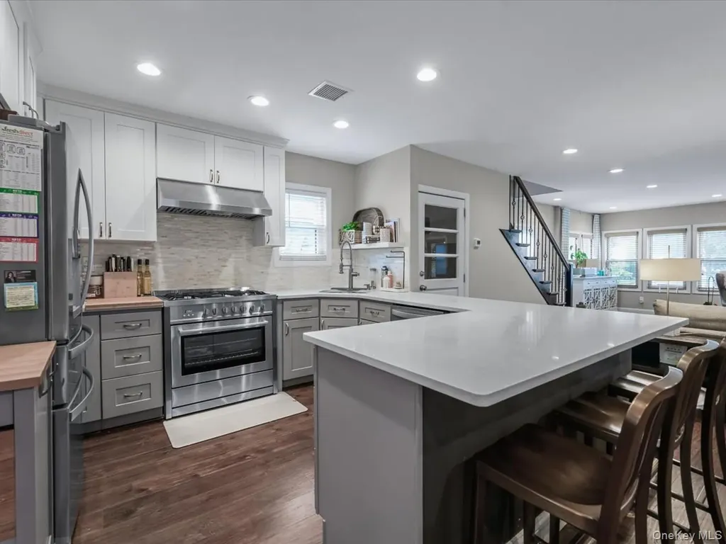 237 Central Avenue Lynbrook NY 11563