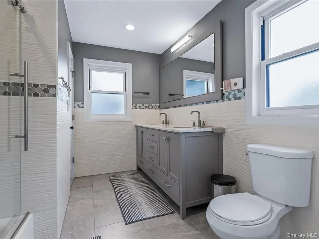 237 Central Avenue Lynbrook NY 11563