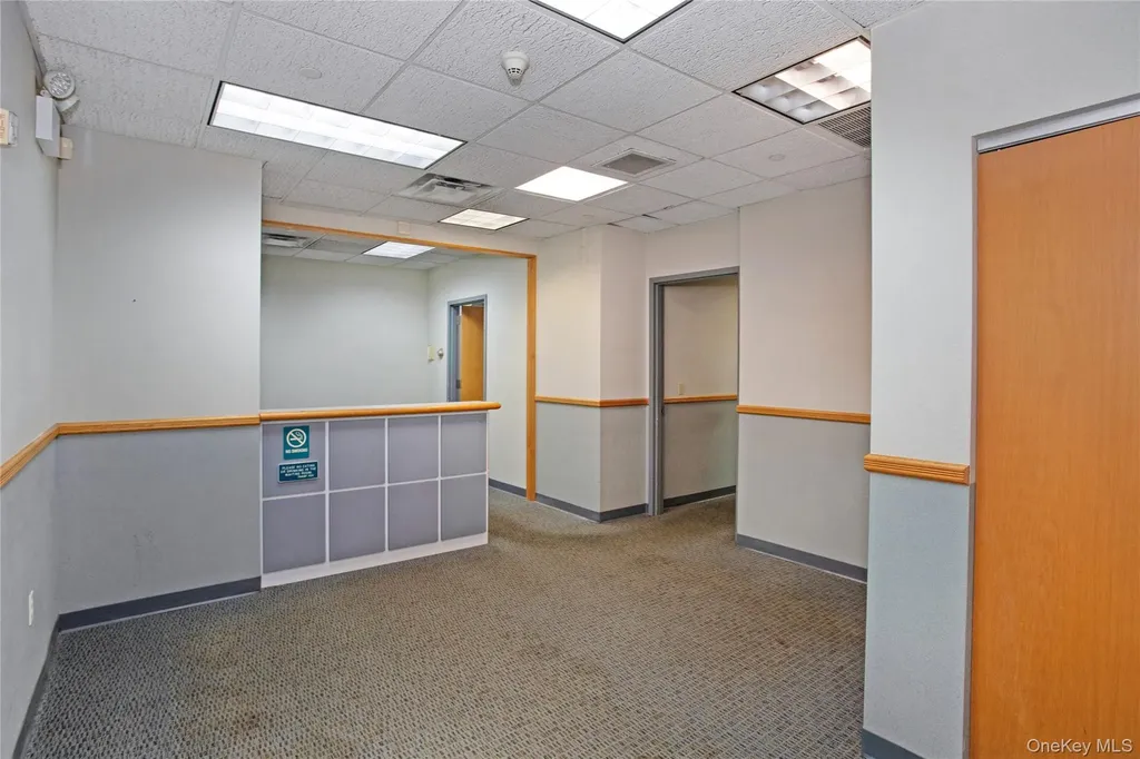 210-08/12 Northern Boulevard Bayside NY 11361