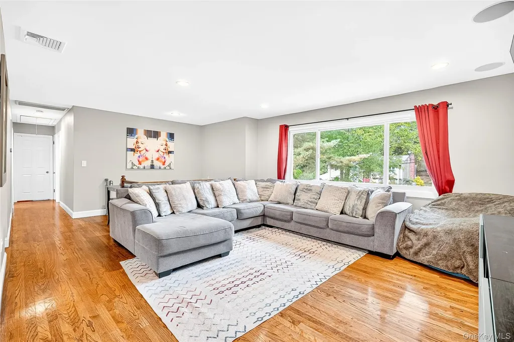 5 Michael Drive Blauvelt NY 10913