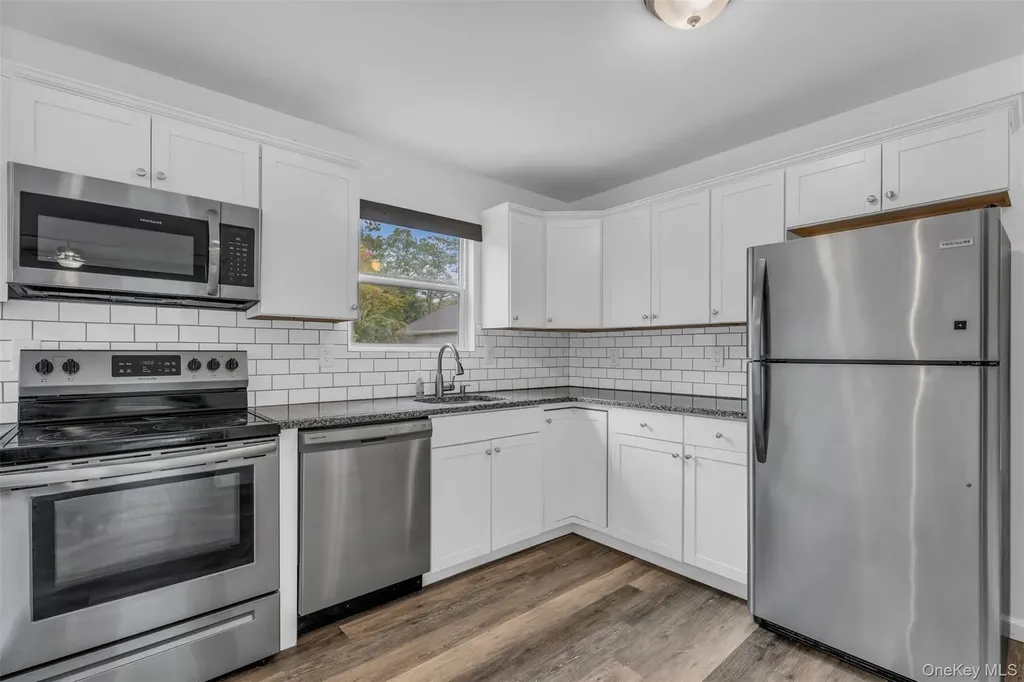 98 Dahlia Drive Mastic Beach NY 11951