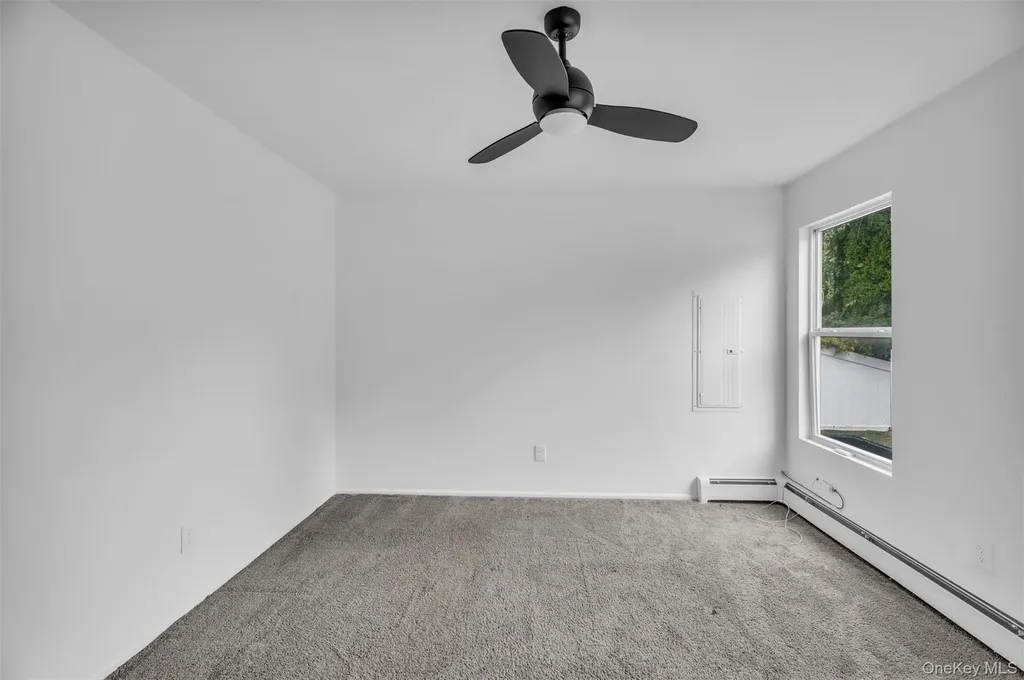98 Dahlia Drive Mastic Beach NY 11951