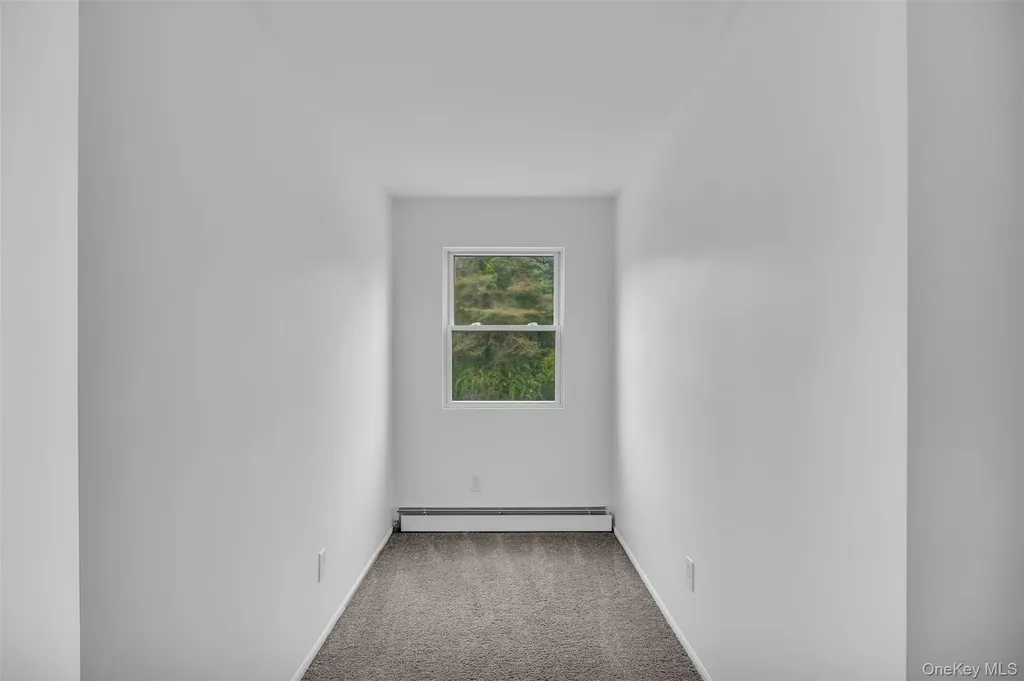 98 Dahlia Drive Mastic Beach NY 11951