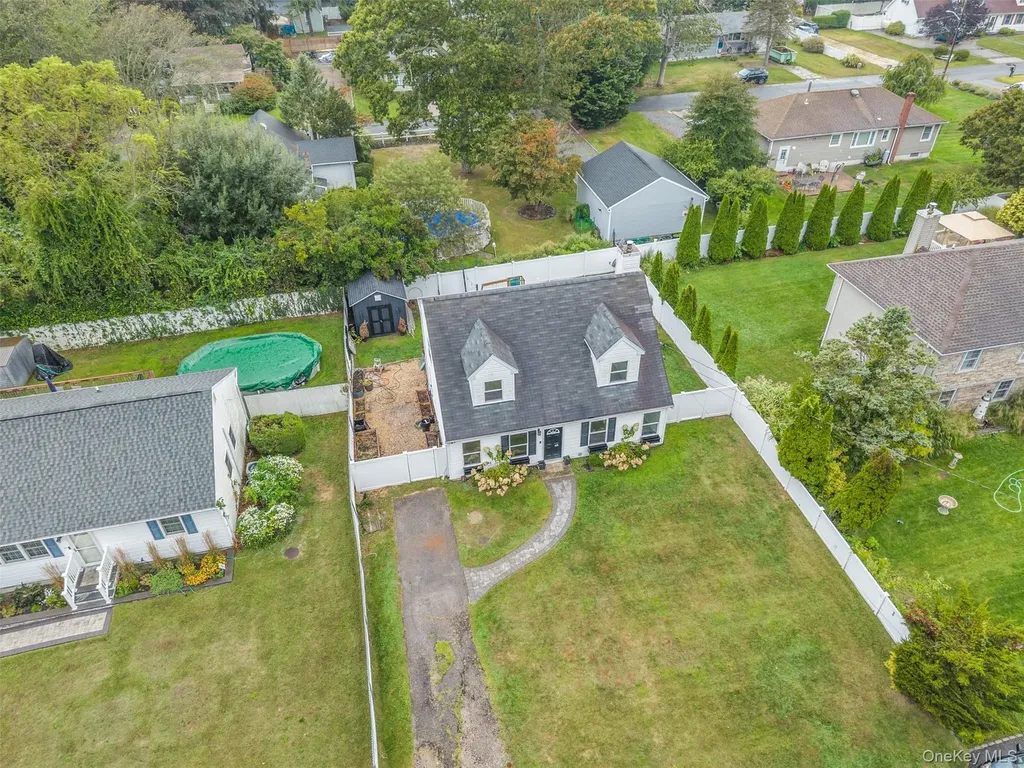 98 Dahlia Drive Mastic Beach NY 11951