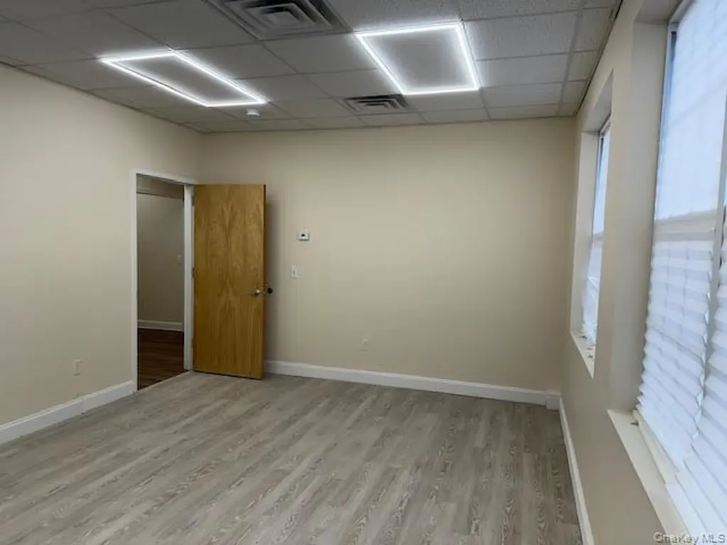 1108 Kings Highway Chester NY 10918