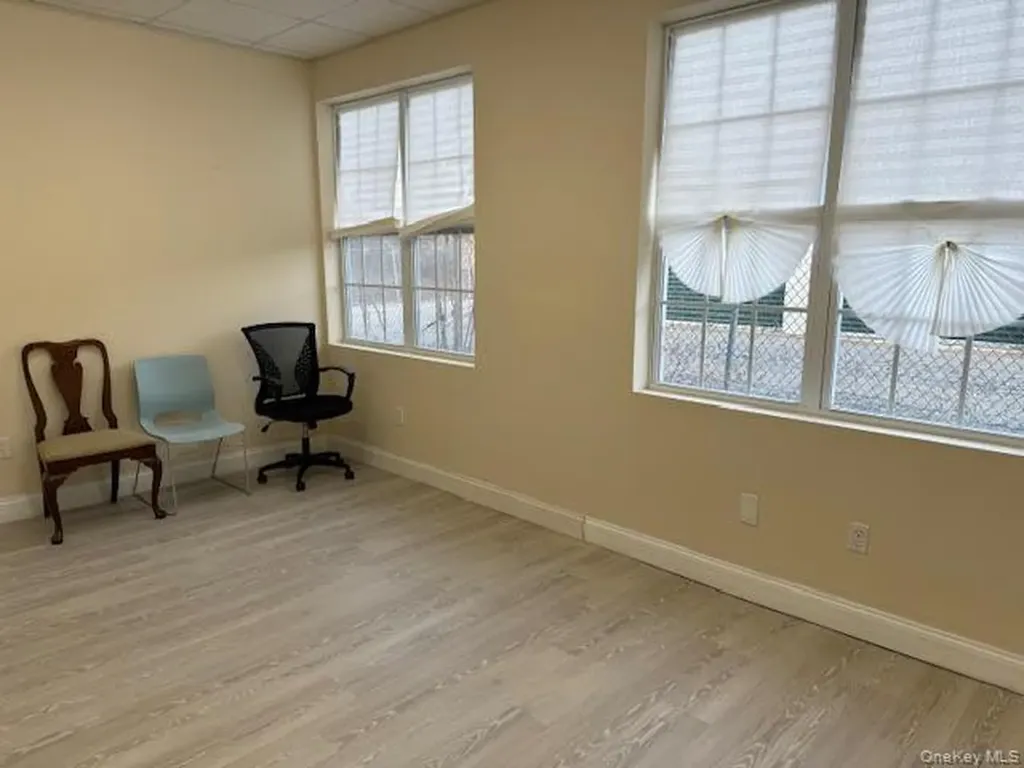 1108 Kings Highway Chester NY 10918