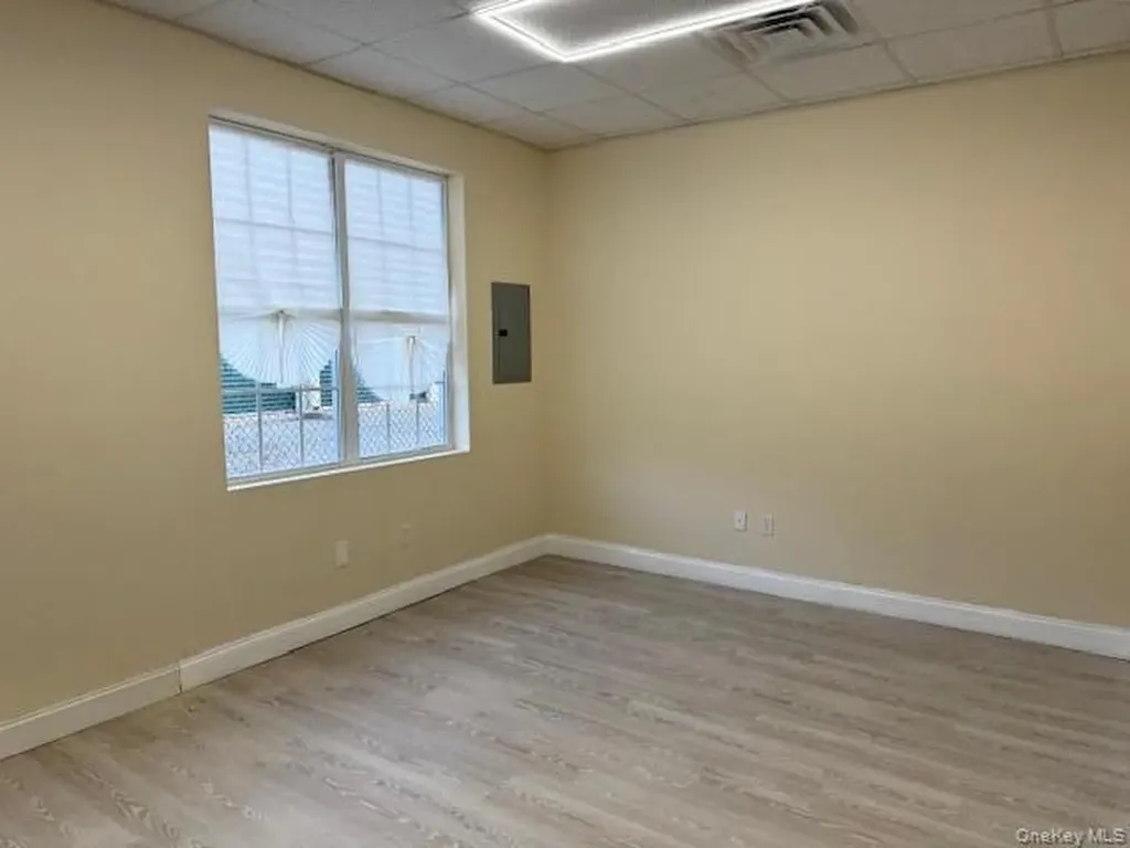 1108 Kings Highway Chester NY 10918