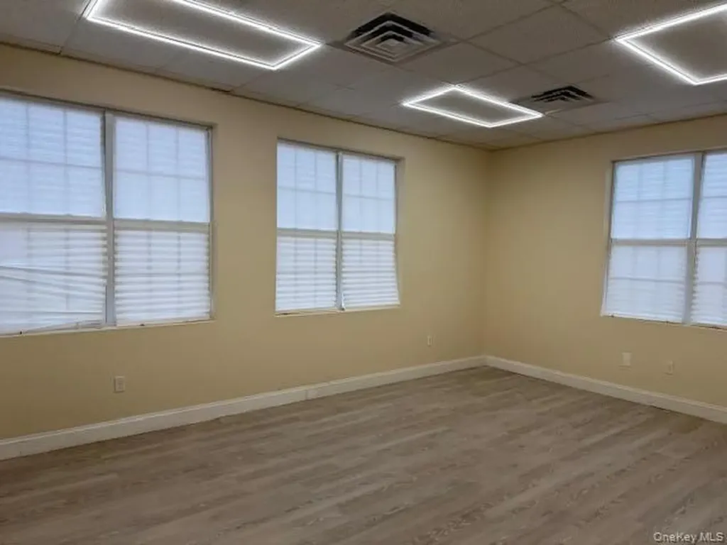 1108 Kings Highway Chester NY 10918