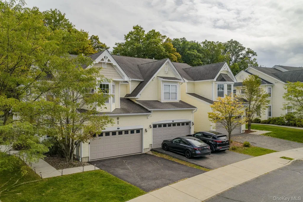 30 Avoncroft Lane Middletown NY 10940