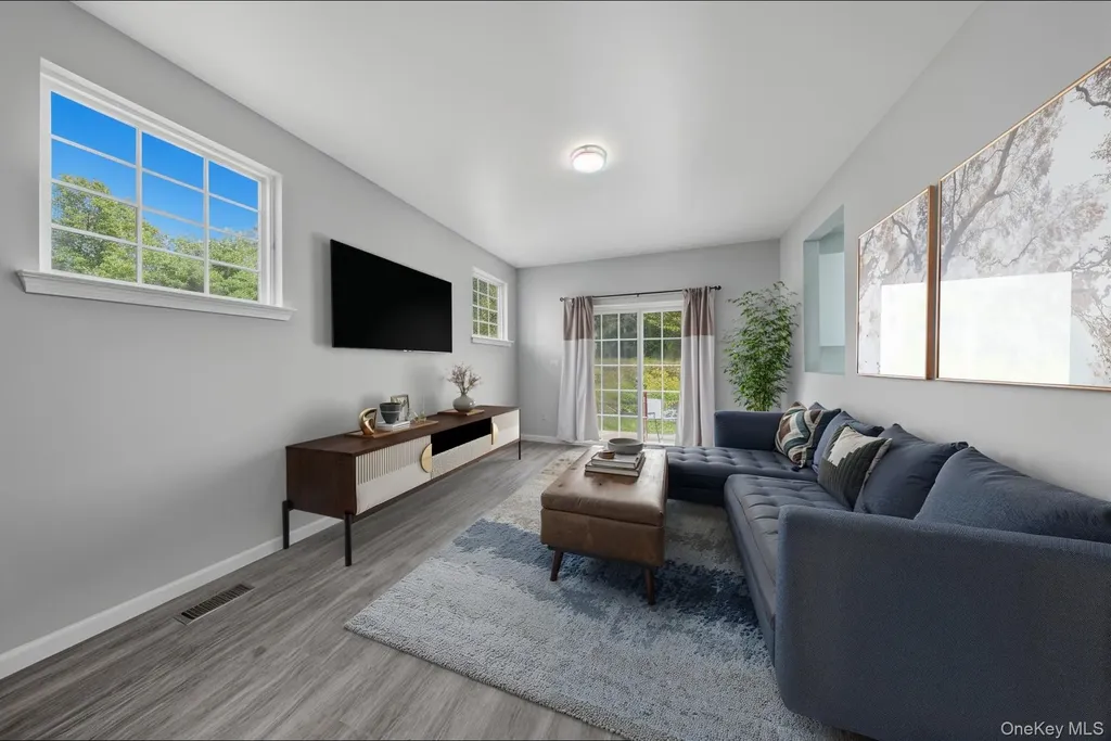 30 Avoncroft Lane Middletown NY 10940