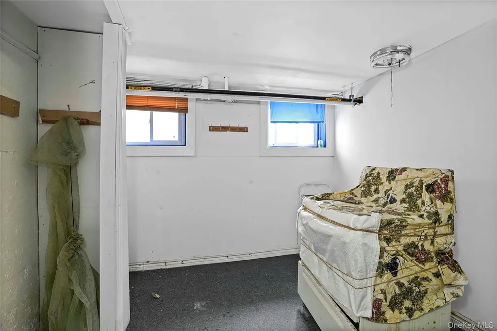 72-07 73 Street Glendale NY 11385