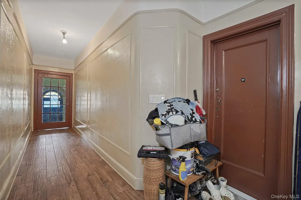 72-07 73 Street Glendale NY 11385