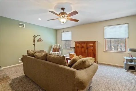 27 Evelyn Court Manorville NY 11949