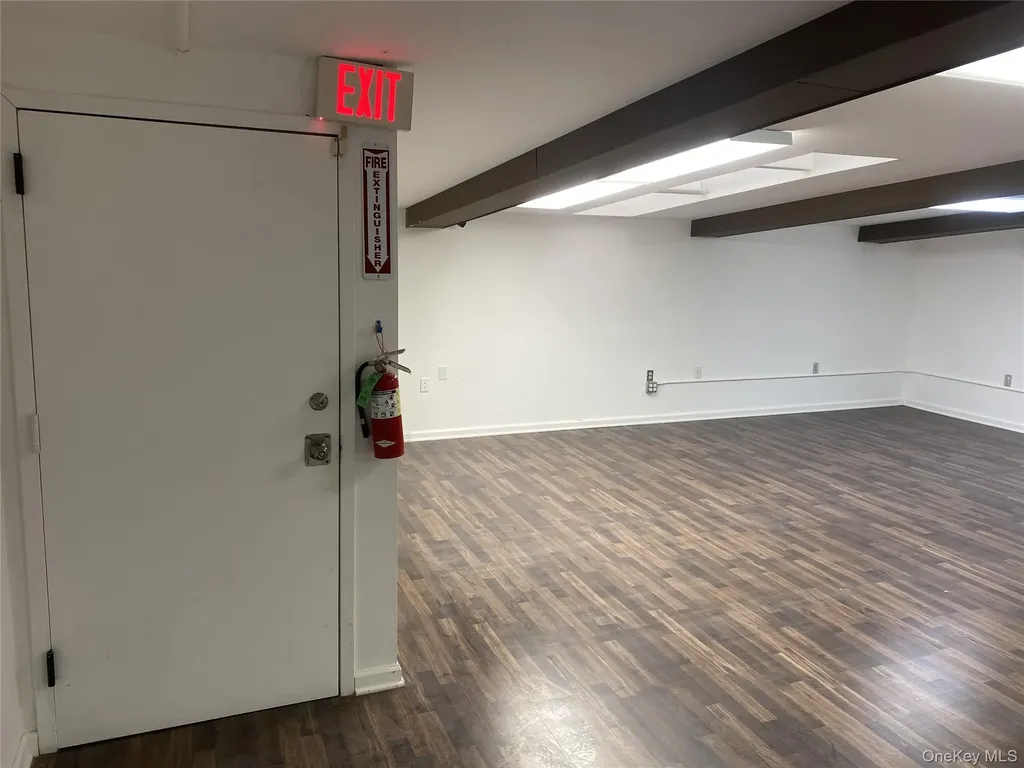 301 Route 17 Hillburn NY 10931