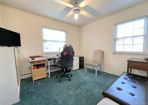 8 Gary Place Selden NY 11784