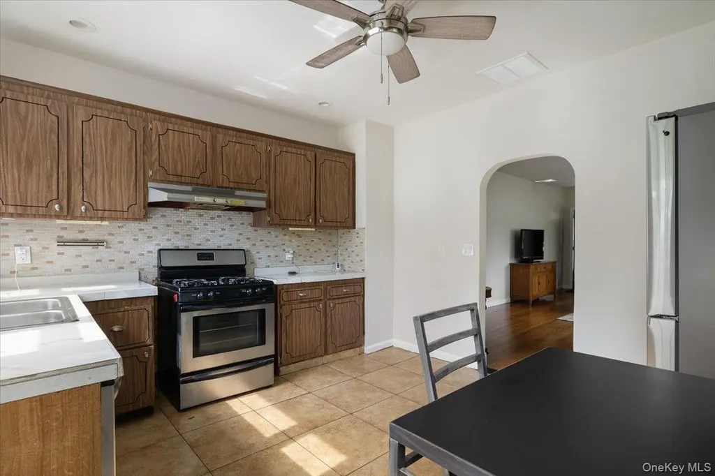 246 Locust Avenue Babylon NY 11702