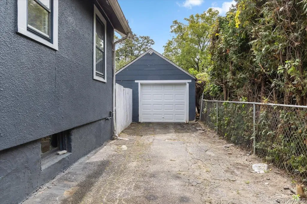 246 Locust Avenue Babylon NY 11702