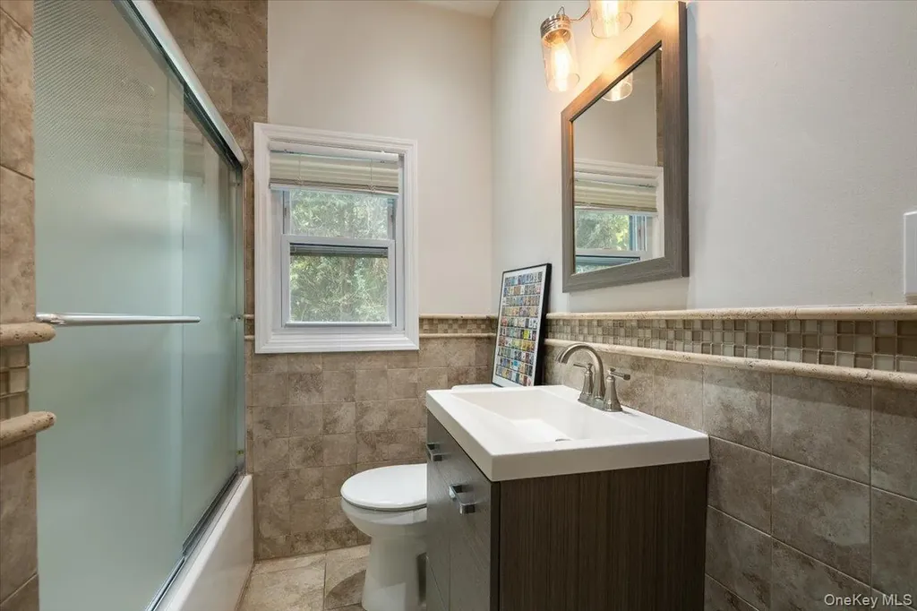 246 Locust Avenue Babylon NY 11702