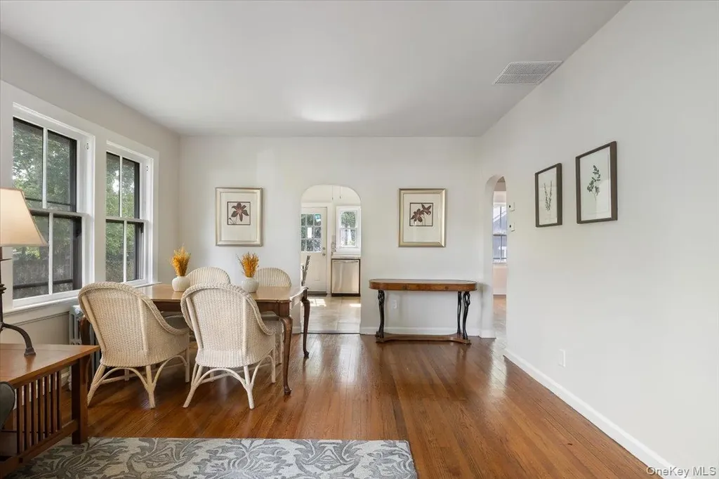 246 Locust Avenue Babylon NY 11702