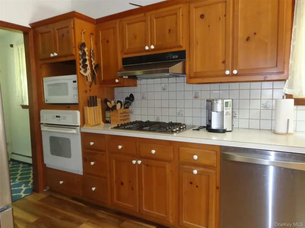 65 Mexico Lane Mahopac NY 10541
