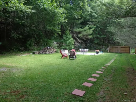 65 Mexico Lane Mahopac NY 10541
