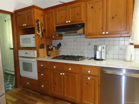 65 Mexico Lane Mahopac NY 10541