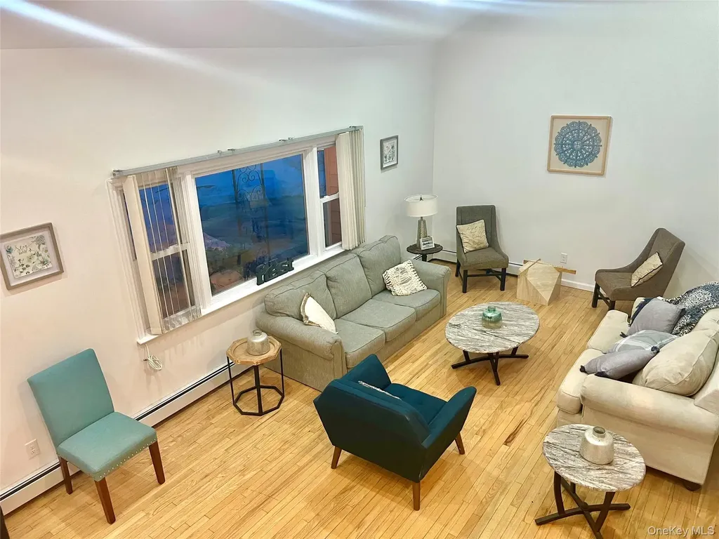 14 Rdean Place Middletown NY 10940