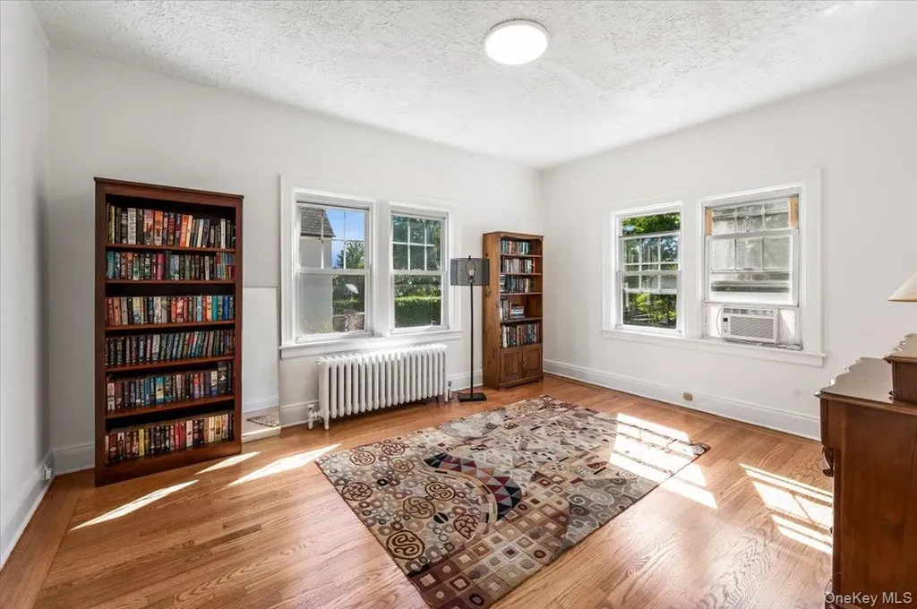 10 Oakland Avenue Yonkers NY 10710